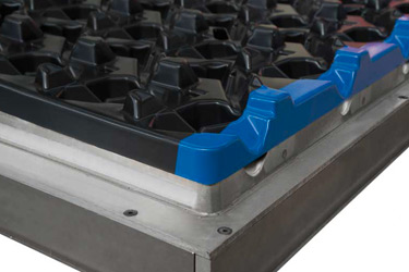 Transport trays