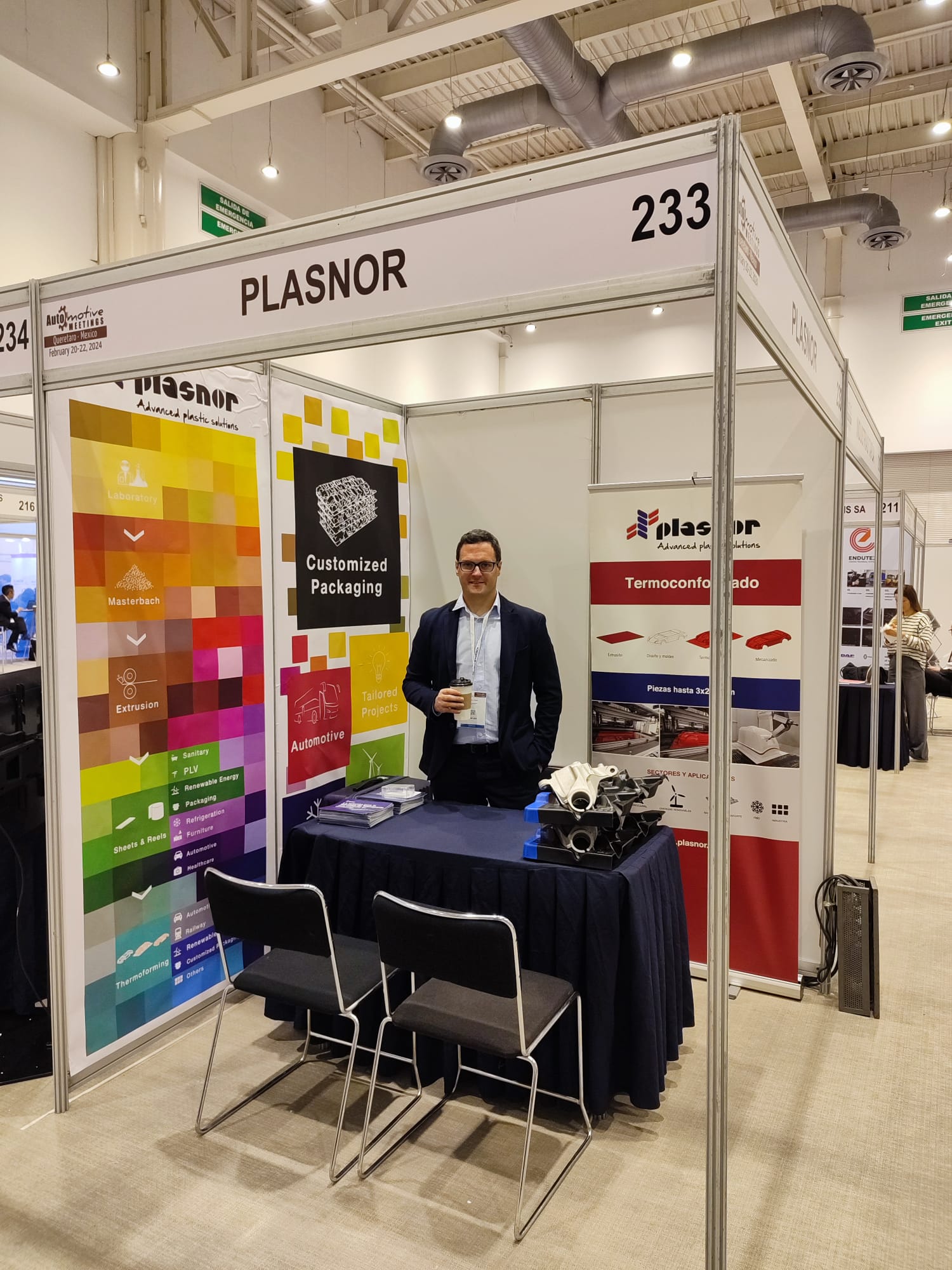 Stand Plasnor